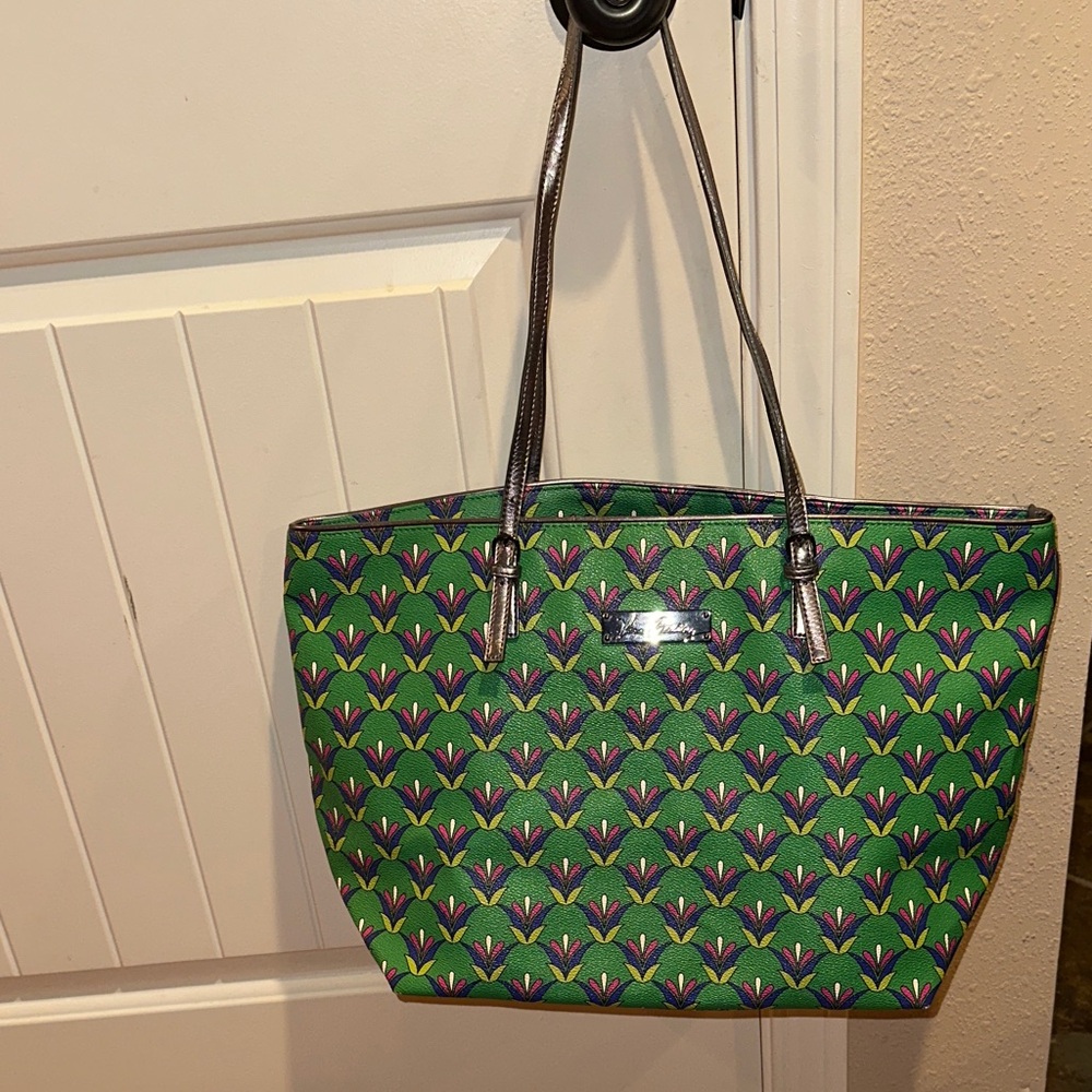Vera Bradley Emerald Diamond Paisley faux leather  Tote Bag Purse